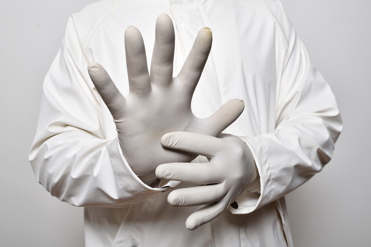 The Unsung Heroes of Healthcare: Latex Gloves